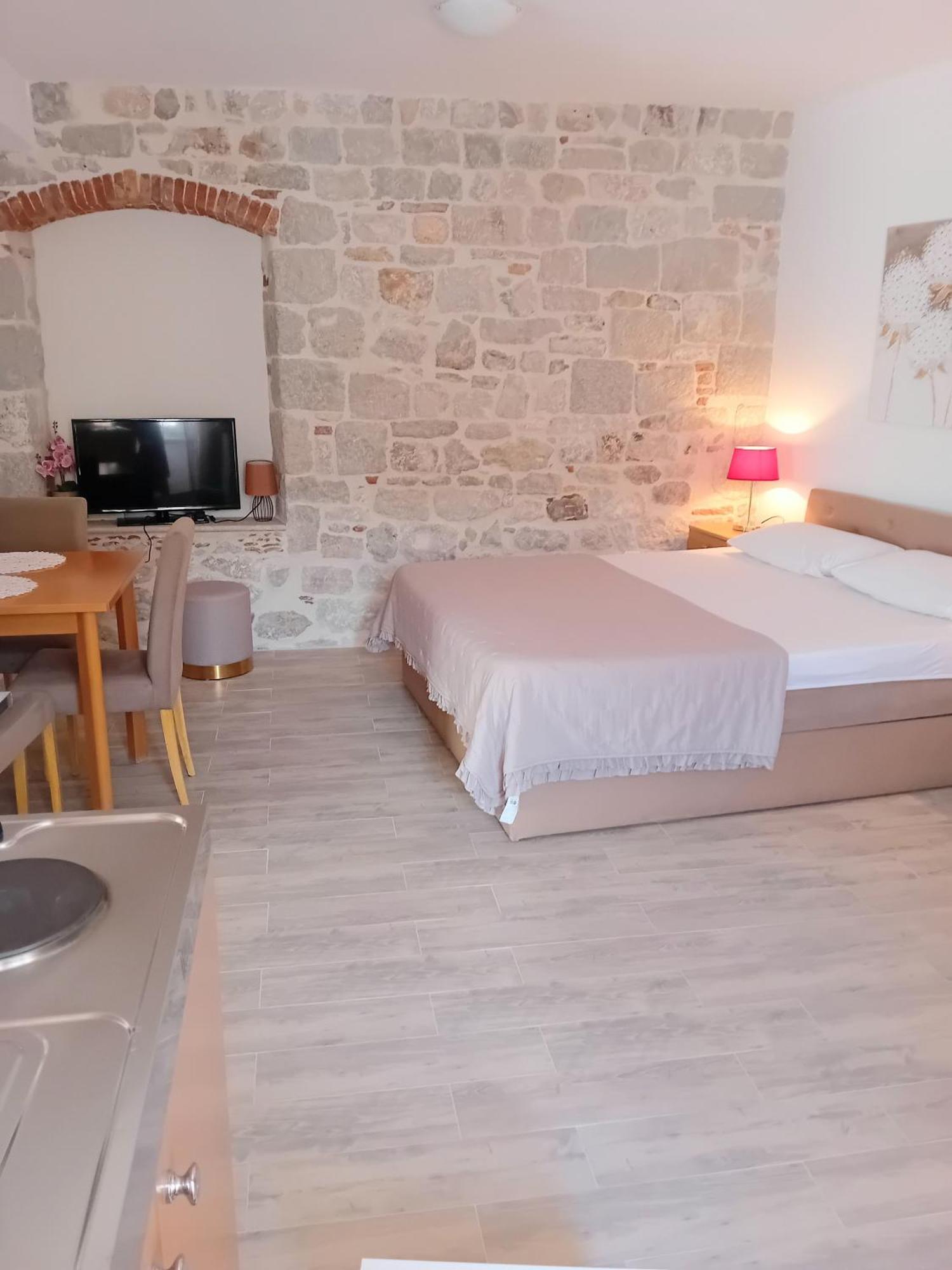 Apartment Andela Kaštela المظهر الخارجي الصورة